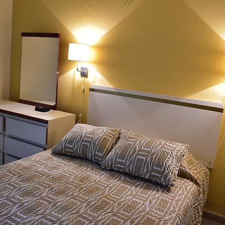Hostal Universitario San German Ngoại thất bức ảnh
