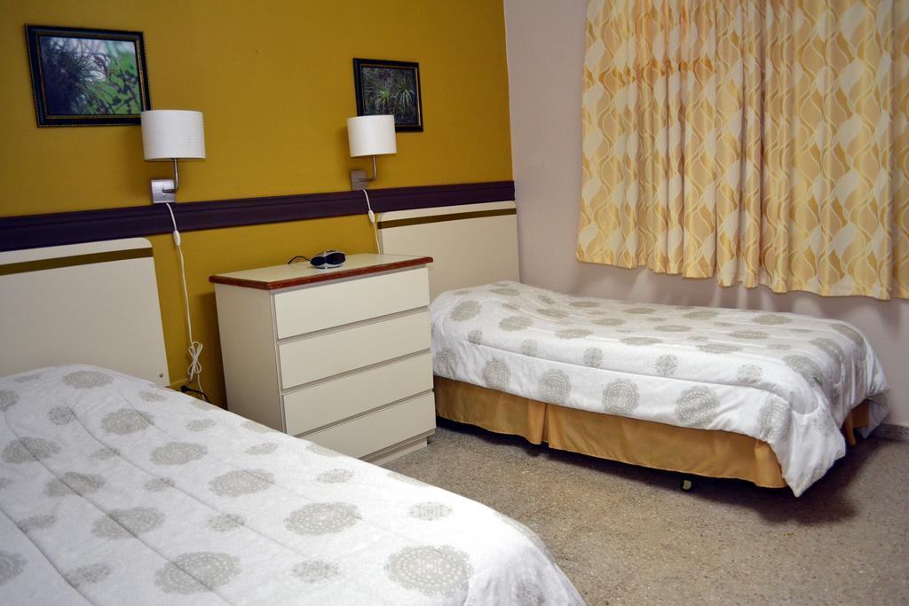 Hostal Universitario San German Ngoại thất bức ảnh