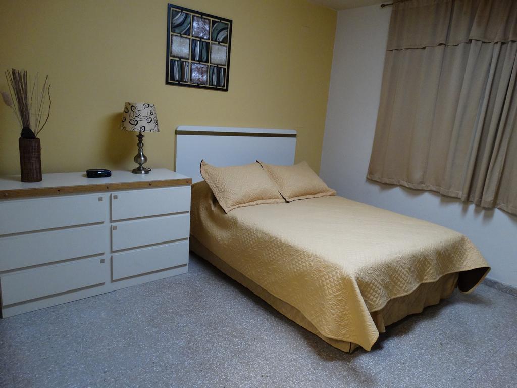 Hostal Universitario San German Ngoại thất bức ảnh