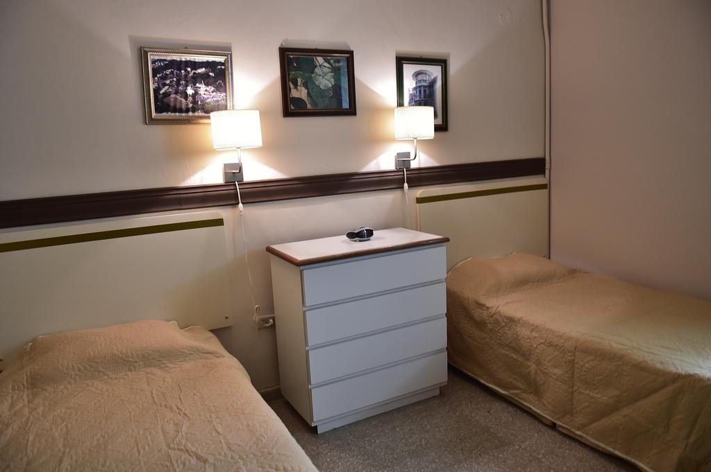 Hostal Universitario San German Ngoại thất bức ảnh