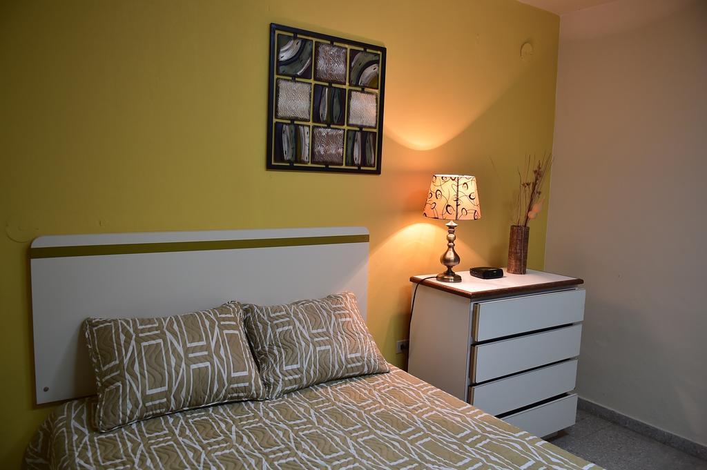 Hostal Universitario San German Ngoại thất bức ảnh